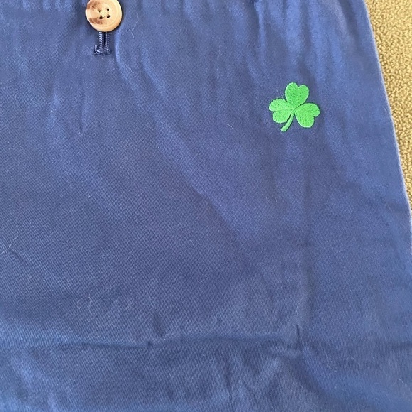 COPY - VINEYARD VINES BLUE GREEN EMBROIDERED SHAMROCK CLOVER SHORTS 07-25-23 - Picture 5 of 5